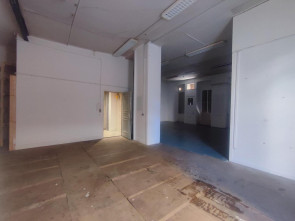 Boutique en Location à Saint-etienne / 1 pièce