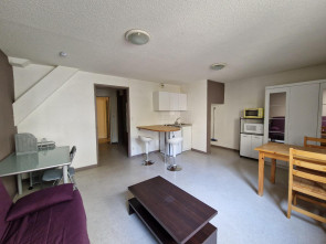 Appartement en Vente à Saint-etienne / 1 pièce 26m2