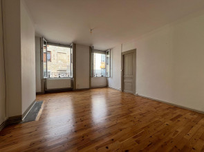 Appartement en Vente à Saint-etienne / 3 pièces 72m2