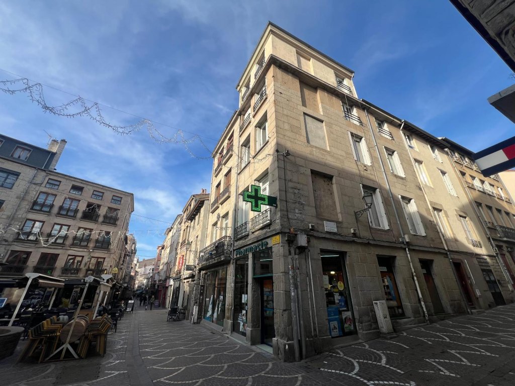 STUDIO A VENDRE - ST ETIENNE Centre Ville - 17.7 m2 - 38 500 &euro;