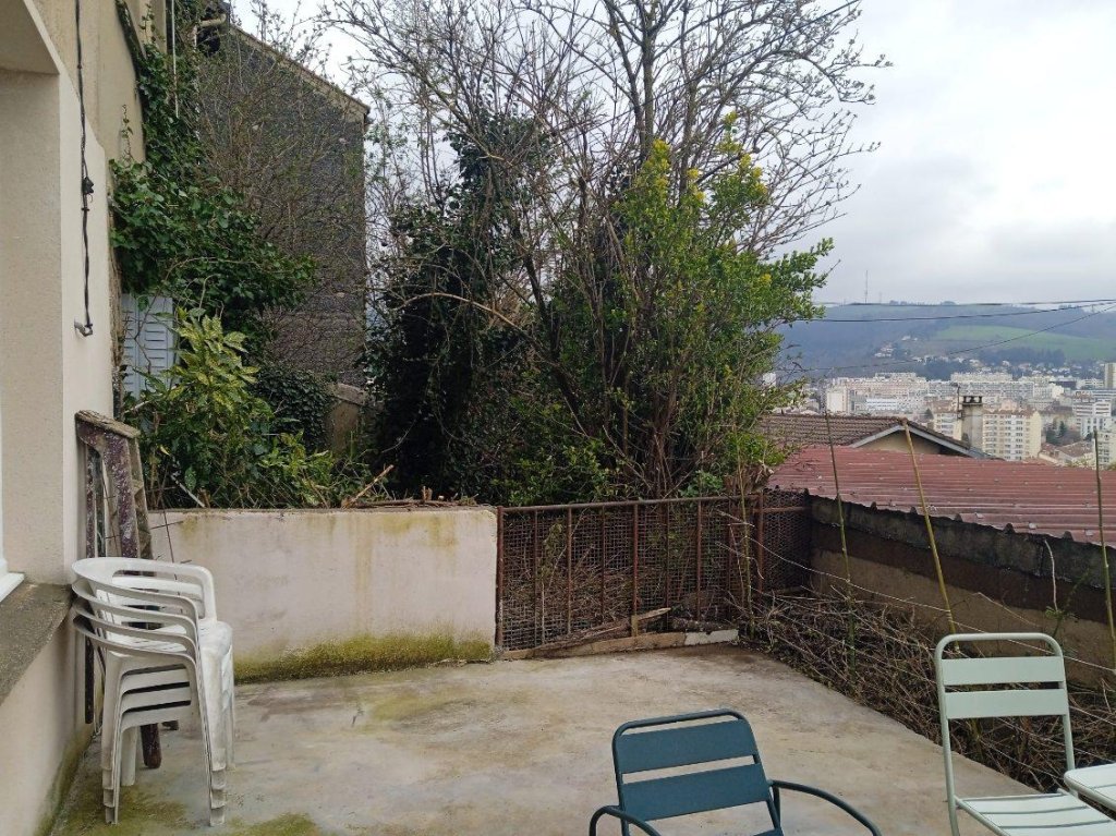 APPARTEMENT T2 A LOUER - ST ETIENNE - 31.13 m2 - 455 &euro; charges comprises par mois