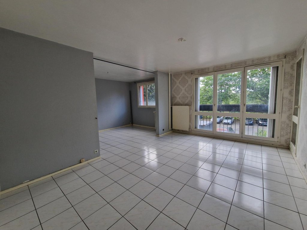 APPARTEMENT T3 A LOUER - ST ETIENNE - 63.74 m2 - 520 &euro; charges comprises par mois