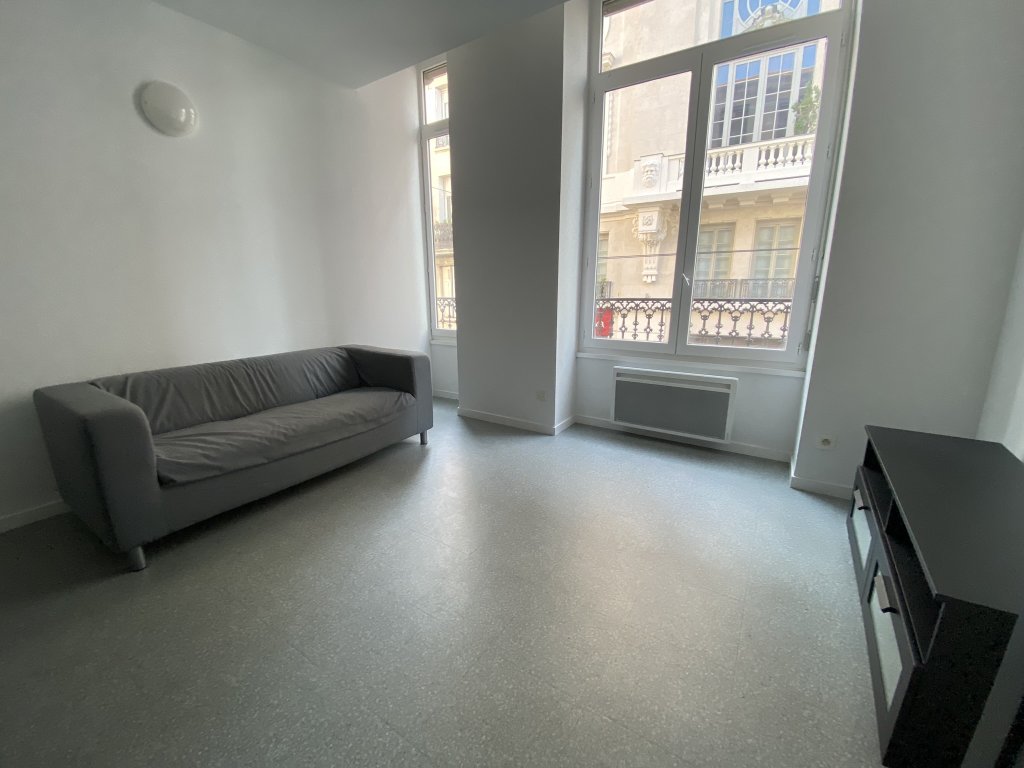 APPARTEMENT T2 A LOUER - ST ETIENNE - 41.02 m2 - 500 &euro; charges comprises par mois