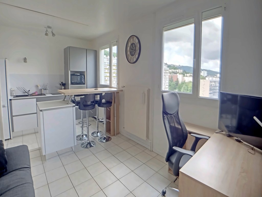 APPARTEMENT T1 A LOUER - ST ETIENNE - 37.46 m2 - 520 &euro; charges comprises par mois