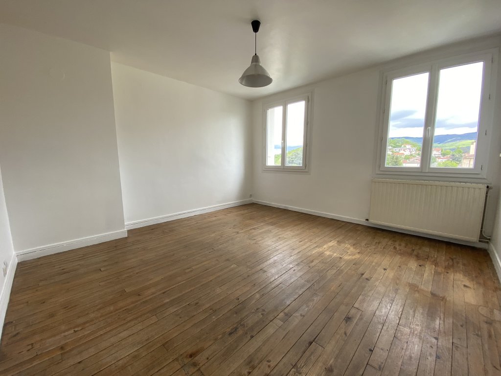 APPARTEMENT T2 A LOUER - ST ETIENNE - 38.91 m2 - 455 &euro; charges comprises par mois