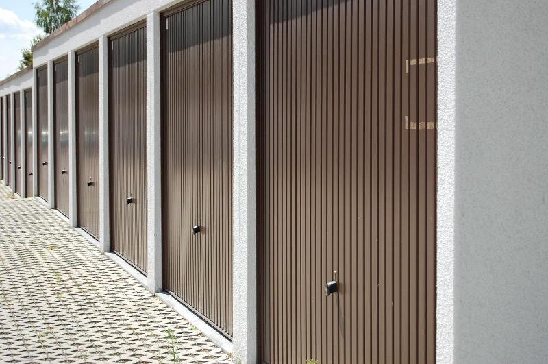 GARAGE A LOUER - ST ETIENNE - 70 &euro; charges comprises par mois