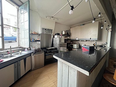BOUTIQUE A VENDRE - ST ETIENNE - 73 m2 - 33 800 €