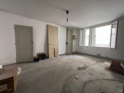 IMMEUBLE A VENDRE - ST ETIENNE - 99 000 €