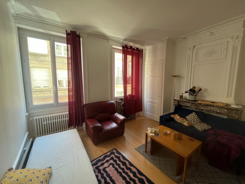 IMMEUBLE DE RAPPORT A VENDRE - ST ETIENNE - 500 m2 - 340 000 &euro;