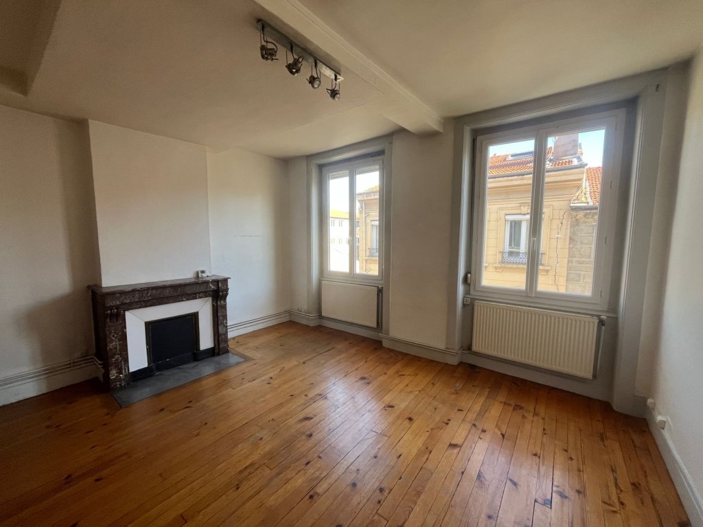 IMMEUBLE DE RAPPORT A VENDRE - ST ETIENNE - 500 m2 - 340 000 &euro;