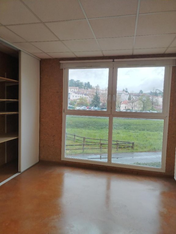 LOCAL D ACTIVITE A LOUER - LA FOUILLOUSE - 18 m2 - 290 &euro; HC par mois