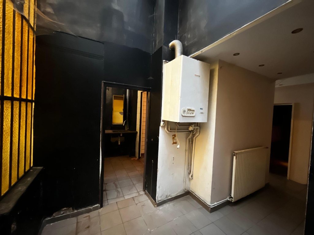 LOCAL D ACTIVITE A VENDRE - ST ETIENNE - 140 000 &euro; 