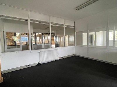 LOCAL INDUSTRIEL A VENDRE - ST ETIENNE - 3100 m2 - 1 100 000 €