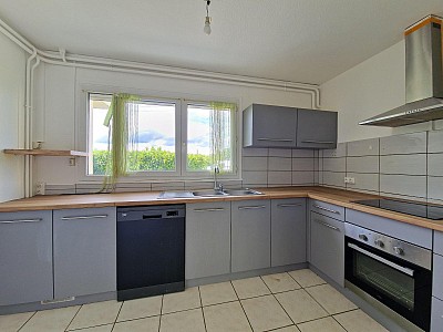 MAISON A LOUER - ST CYPRIEN - 87 m2 - 880 € charges comprises par mois