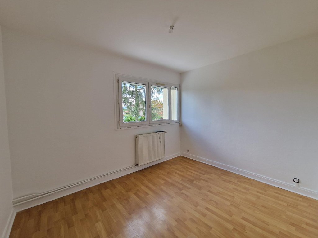 MAISON A LOUER - ST CYPRIEN - 87 m2 - 880 &euro; charges comprises par mois