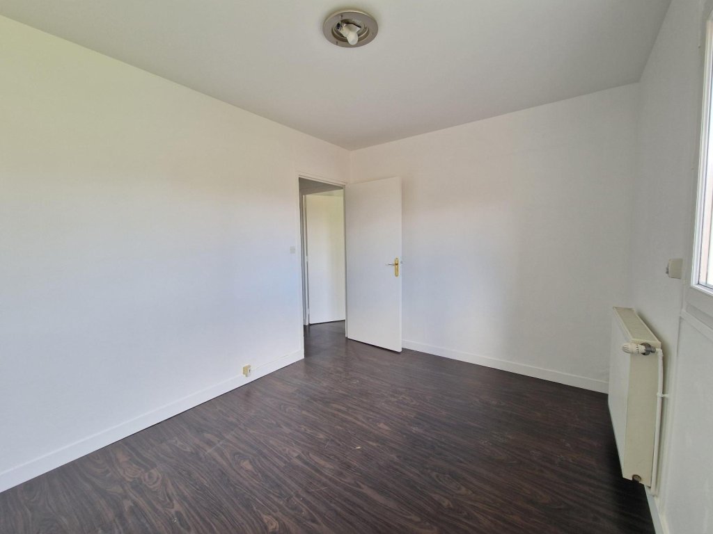 MAISON A LOUER - ST CYPRIEN - 87.37 m2 - 888 &euro; charges comprises par mois