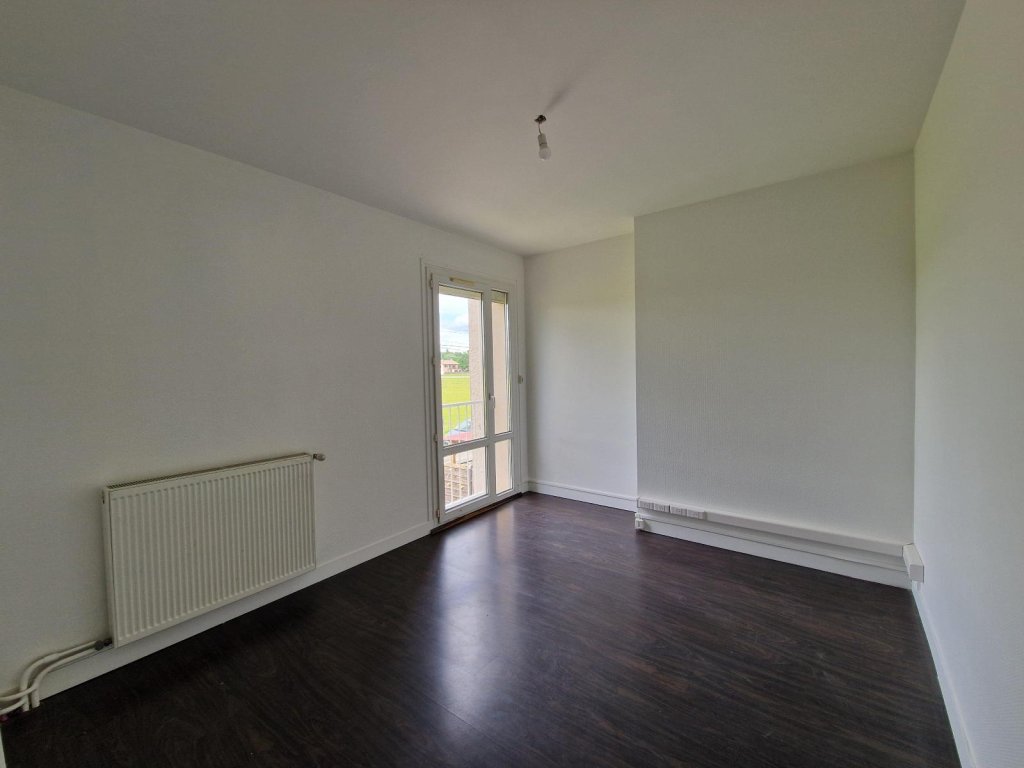 MAISON A LOUER - ST CYPRIEN - 87.37 m2 - 888 &euro; charges comprises par mois