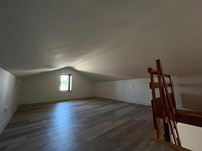 MAISON A LOUER - ST ETIENNE - 56.5 m2 - 640 € charges comprises par mois