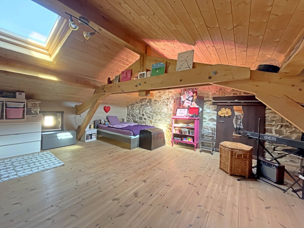 Maison en pierre à Doizieux