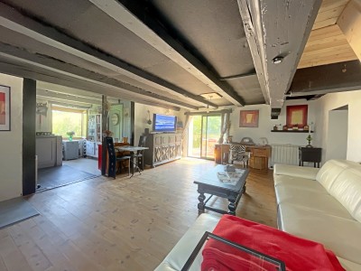 Maison en pierre à Doizieux