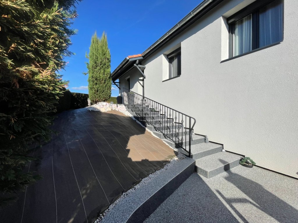 MAISON - ST CHAMOND la varizelle - 177 m2 - VENDU