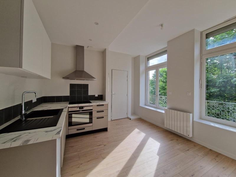 STUDIO A LOUER - ST ETIENNE - 35 m2 - 430 &euro; charges comprises par mois