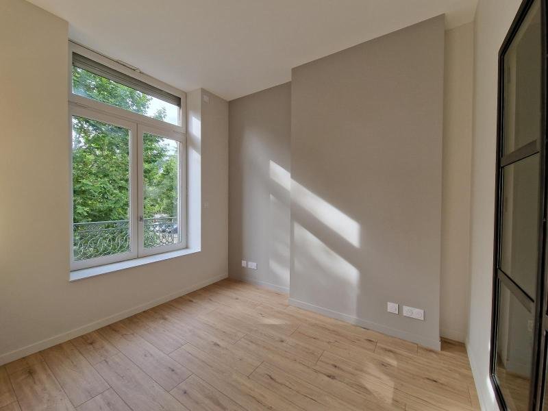 STUDIO A LOUER - ST ETIENNE - 35 m2 - 430 &euro; charges comprises par mois