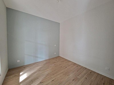 STUDIO A LOUER - ST ETIENNE - 35 m2 - 430 € charges comprises par mois