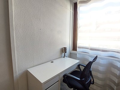 STUDIO A LOUER - ST ETIENNE - 22.16 m2 - 408 € charges comprises par mois