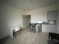 STUDIO A LOUER - ST ETIENNE - 20.84 m2 - 406 € charges comprises par mois