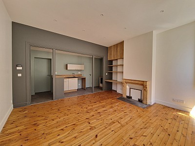 STUDIO A LOUER - ST ETIENNE - 35.19 m2 - 450 € charges comprises par mois