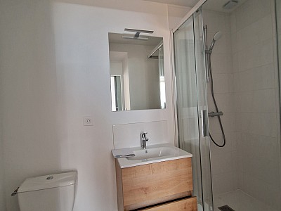 STUDIO A LOUER - ST ETIENNE - 35.19 m2 - 450 € charges comprises par mois