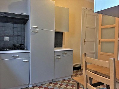 STUDIO A LOUER - ST ETIENNE - 33.2 m2 - 405 € charges comprises par mois