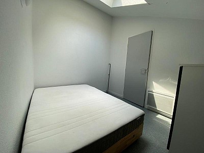 STUDIO A LOUER - ST ETIENNE - 29.03 m2 - 420 € charges comprises par mois