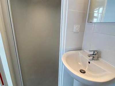 STUDIO A LOUER - ST ETIENNE - 18.9 m2 - 340 € charges comprises par mois