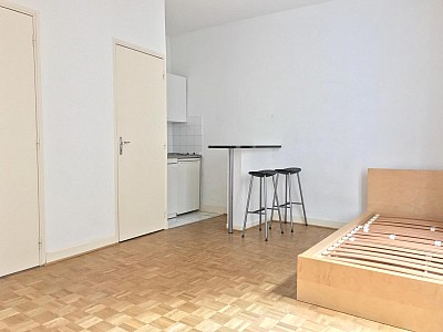 STUDIO A VENDRE - ST ETIENNE Centre Ville - 17.7 m2 - 38 500 €