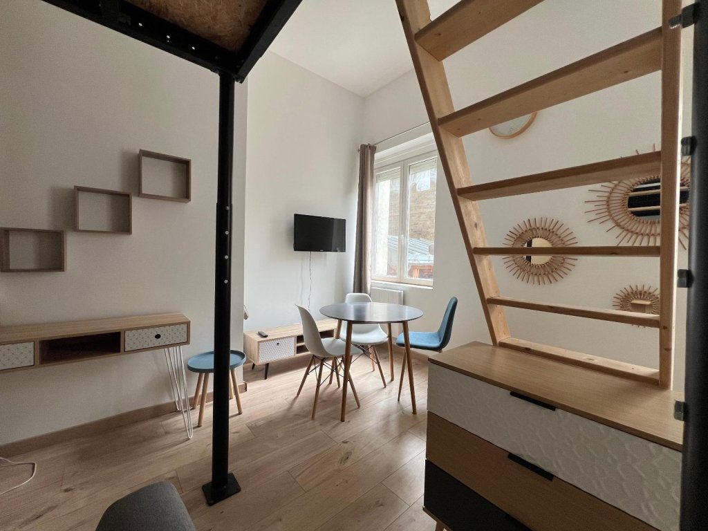 STUDIO A VENDRE - ST ETIENNE Centre Ville - 25 m2 - 47 000 &euro;