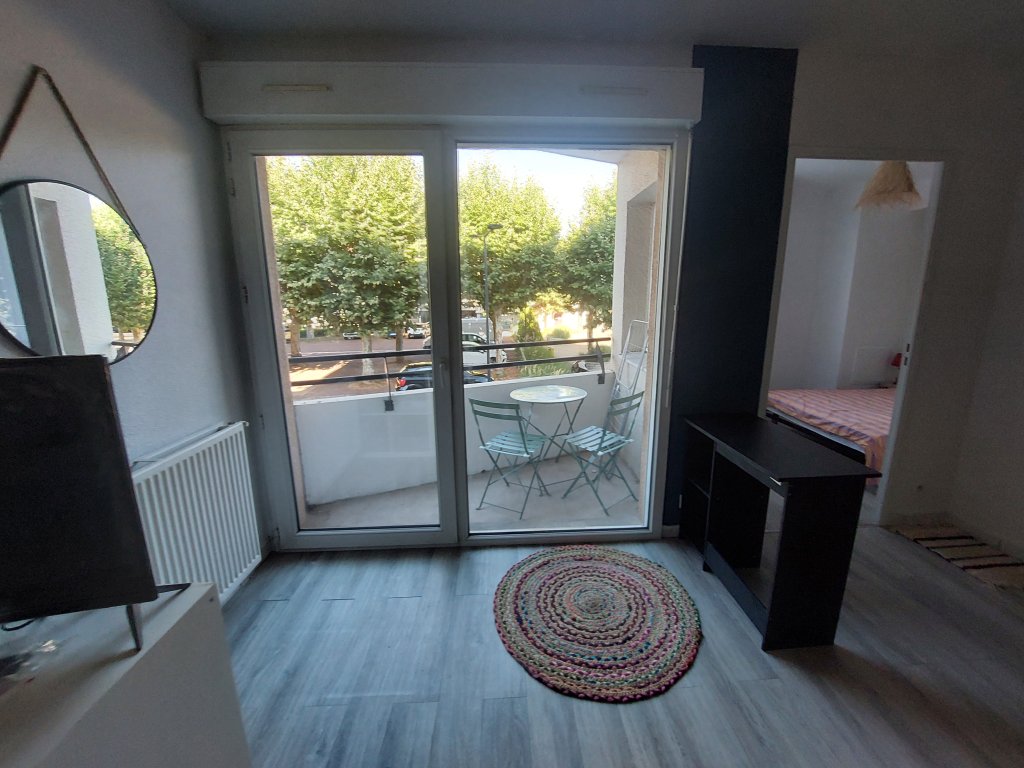 APPARTEMENT T1 A LOUER - L ETRAT - 35.85 m2 - 619 &euro; charges comprises par mois