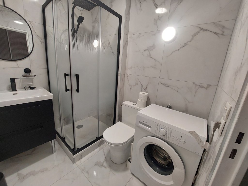 APPARTEMENT T1 A LOUER - L ETRAT - 35.85 m2 - 619 &euro; charges comprises par mois
