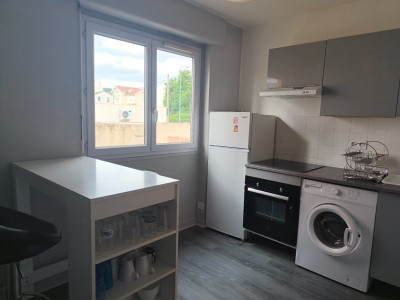 APPARTEMENT T1 A LOUER - ST ETIENNE MONTPLAISIR - 30.85 m2 - 390 € charges comprises par mois