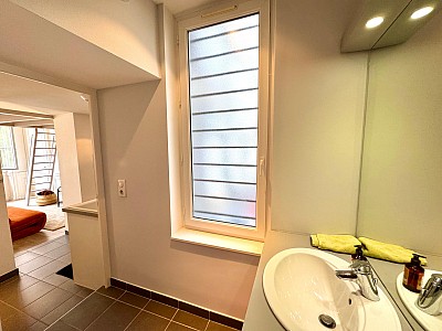 APPARTEMENT T1 A LOUER - ST ETIENNE - 28 m2 - 495 € charges comprises par mois