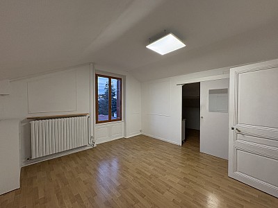 APPARTEMENT T1 A LOUER - ST PRIEST EN JAREZ - 40.19 m2 - 445 € charges comprises par mois