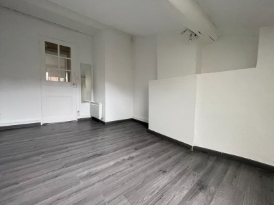 Appartement F1 A VENDRE - ST ETIENNE BADOUILLERE - 22.25 m2 - 47 000 &euro;