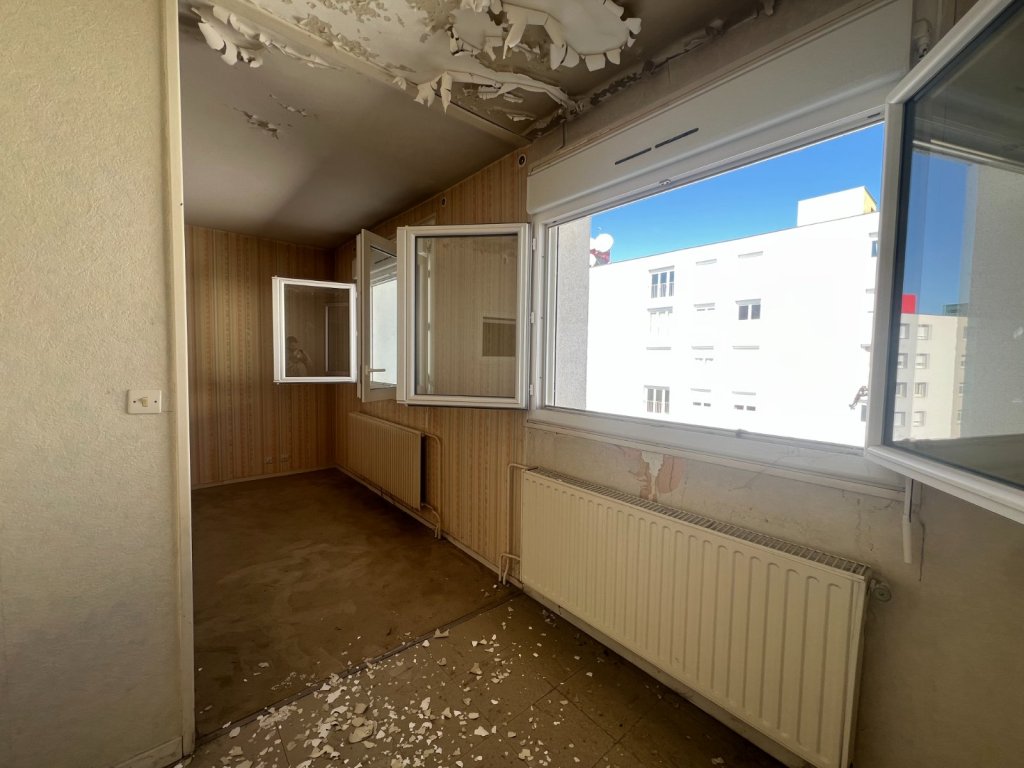 APPARTEMENT T1 A VENDRE - ST ETIENNE - 30.63 m2 - 13 500 &euro;