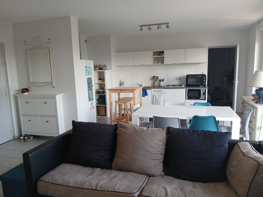 APPARTEMENT T2 A LOUER - ANDREZIEUX BOUTHEON - 57.74 m2 - 698 &euro; charges comprises par mois