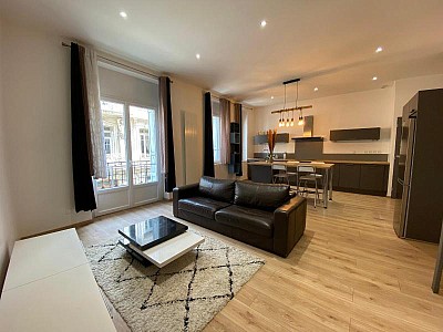 APPARTEMENT T2 A LOUER - ST ETIENNE - 68 m2 - 670 € charges comprises par mois