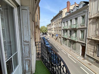 APPARTEMENT T2 A LOUER - ST ETIENNE - 68 m2 - 670 € charges comprises par mois