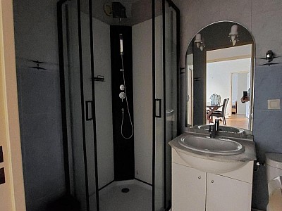APPARTEMENT T2 A LOUER - ST ETIENNE - 41.35 m2 - 430 € charges comprises par mois