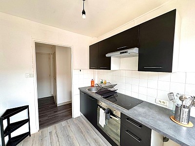 APPARTEMENT T2 A LOUER - ST ETIENNE - 38 m2 - 550 € charges comprises par mois