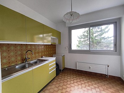 APPARTEMENT T2 A LOUER - ST ETIENNE - 50.14 m2 - 500 € charges comprises par mois